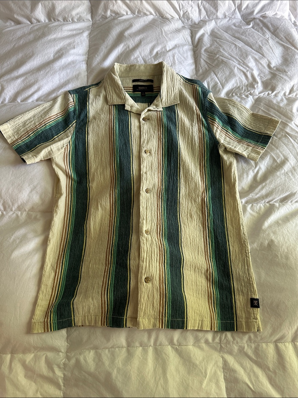 Roark - Short-Sleeve Vertical Stripe Button-Up in Cream & Green